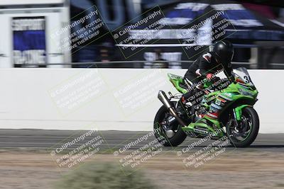 media/Oct-05-2025-CVMA (Sun) [[beeef4f201]]/Race 2-Supersport Middleweight/